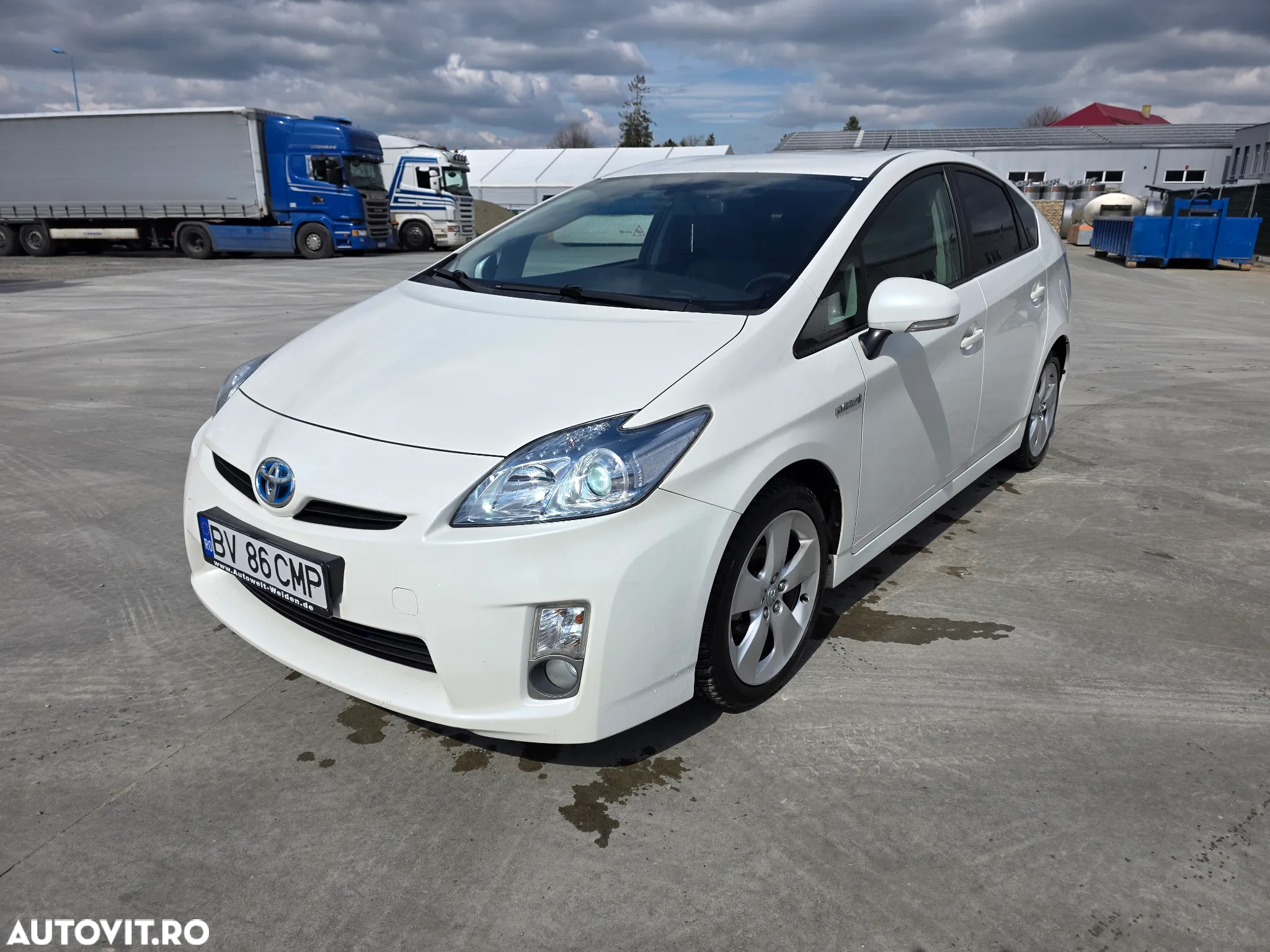 Toyota Prius - 2