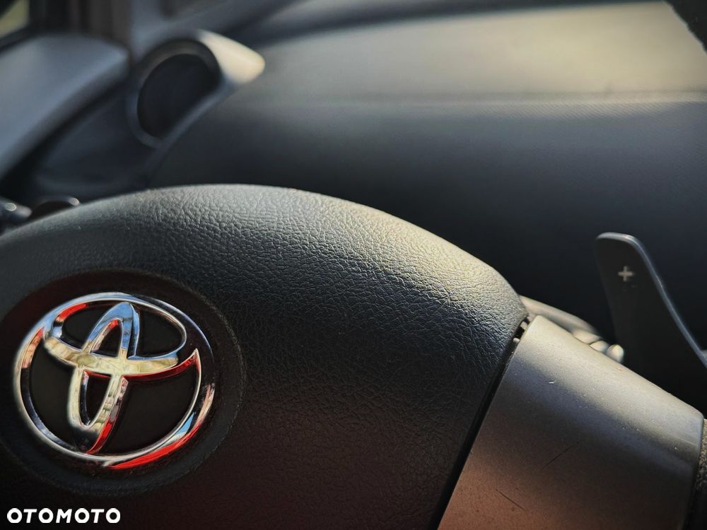 Toyota Yaris - 16