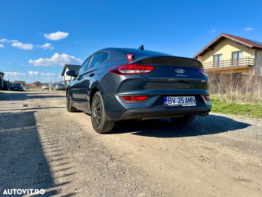 Hyundai i30 1.5 T-GDI MHEV 160CP Highway - 3