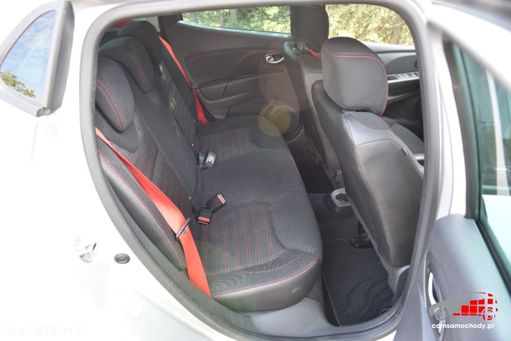 Renault Clio - 19
