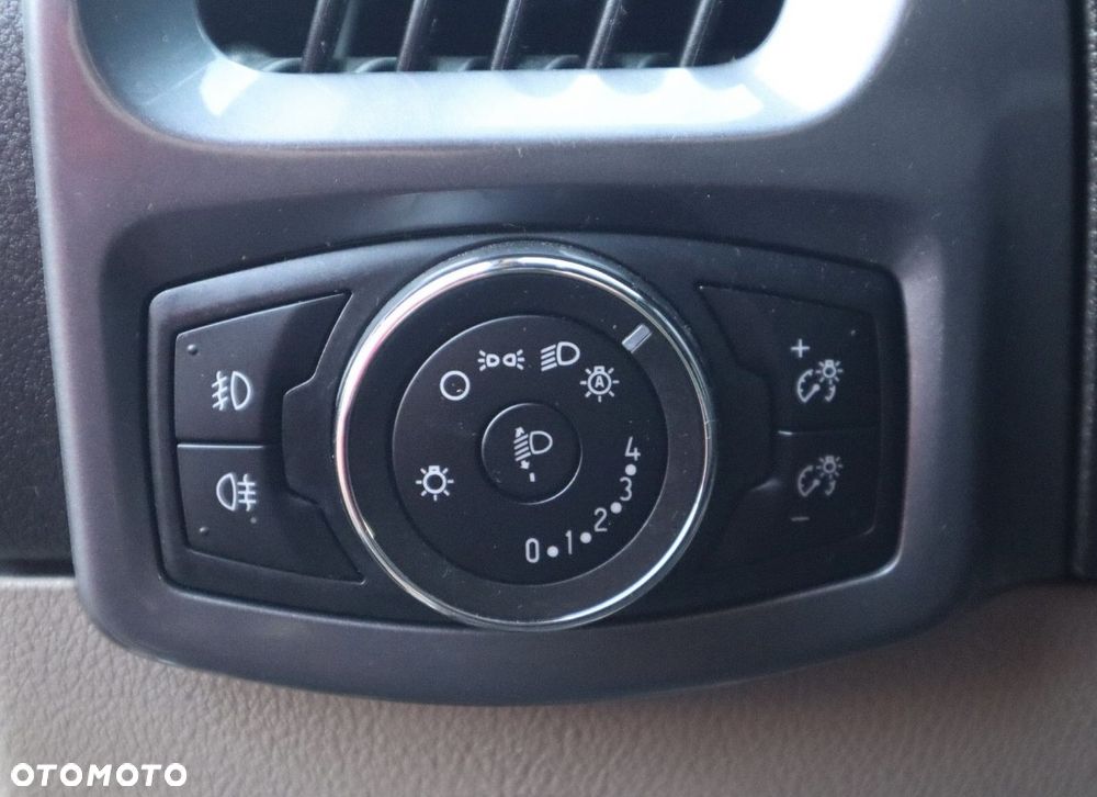 Ford Tourneo Custom 310 L2H1 VA Titanium - 12