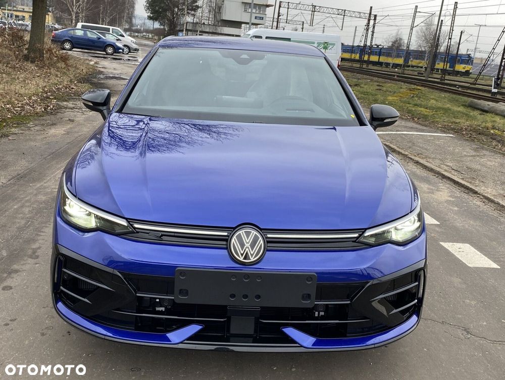 Volkswagen Golf - 4