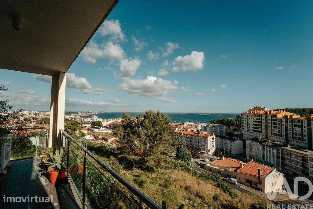 Apartamento T2 em Setúbal - Grande imagem: 2/30