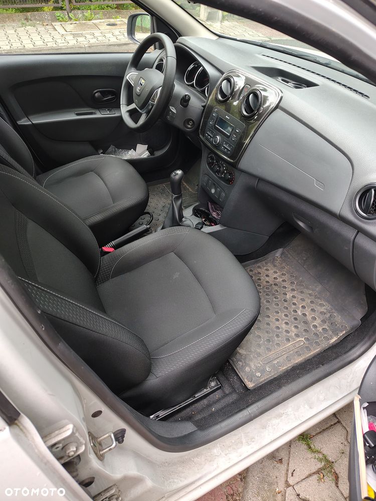 Dacia Logan - 6