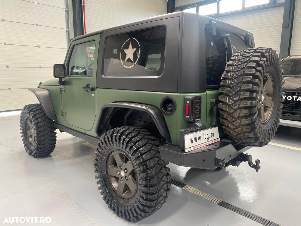 Jeep Wrangler - 5
