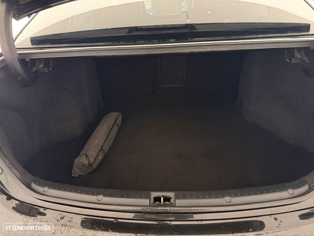 Toyota Avensis SD 2.0 D-4D - 11