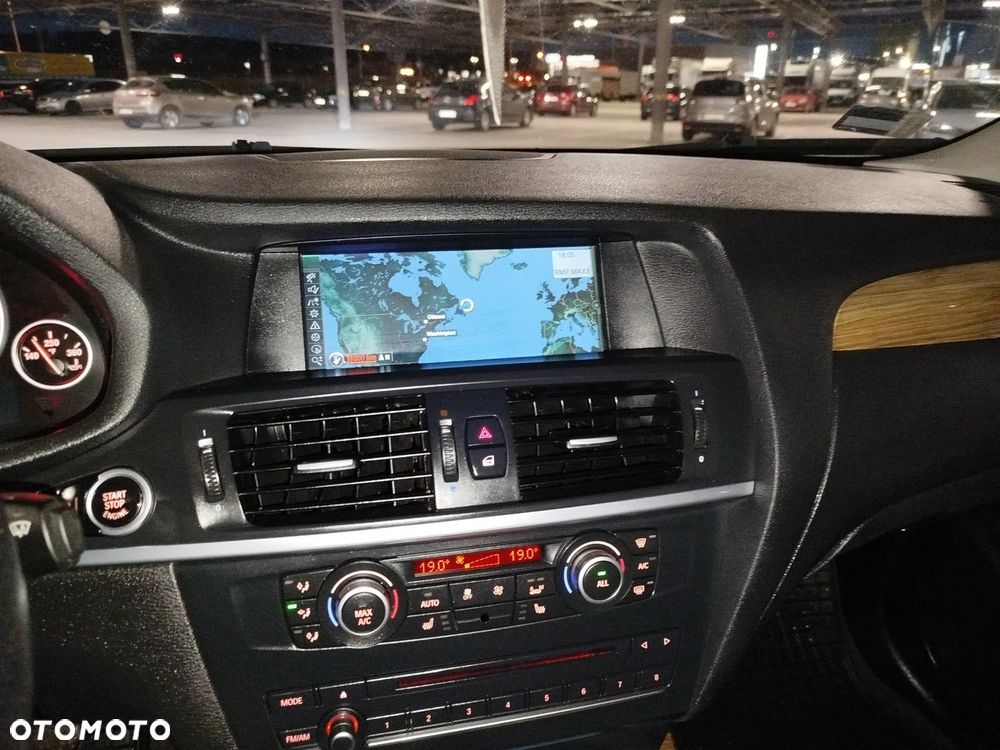 BMW X3 xDrive28i - 20