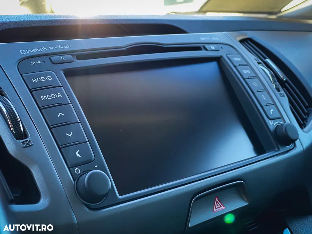 Kia Sportage 2.0 DSL 6AT 4x4 Style - 22