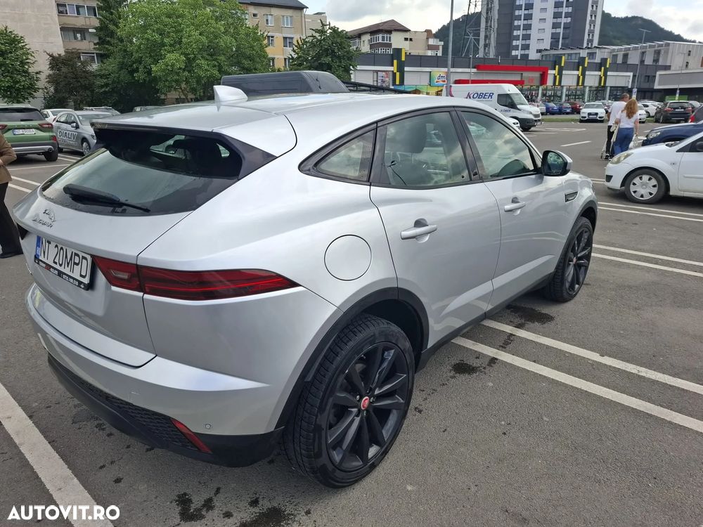 Jaguar E-Pace - 4