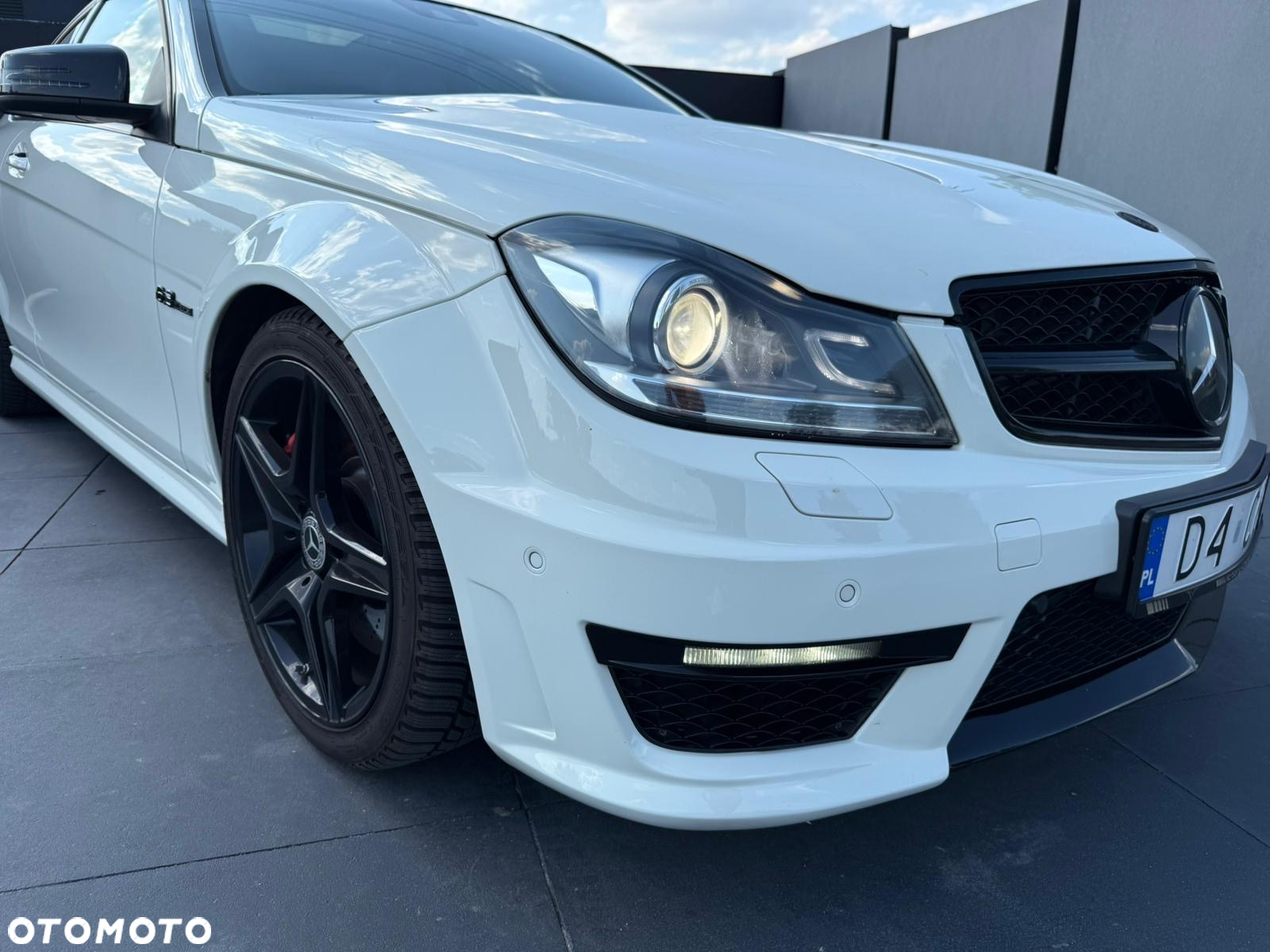 Mercedes-Benz Klasa C 63 AMG Coupe AMG SPEEDSHIFT MCT AMG Performance Package - 24
