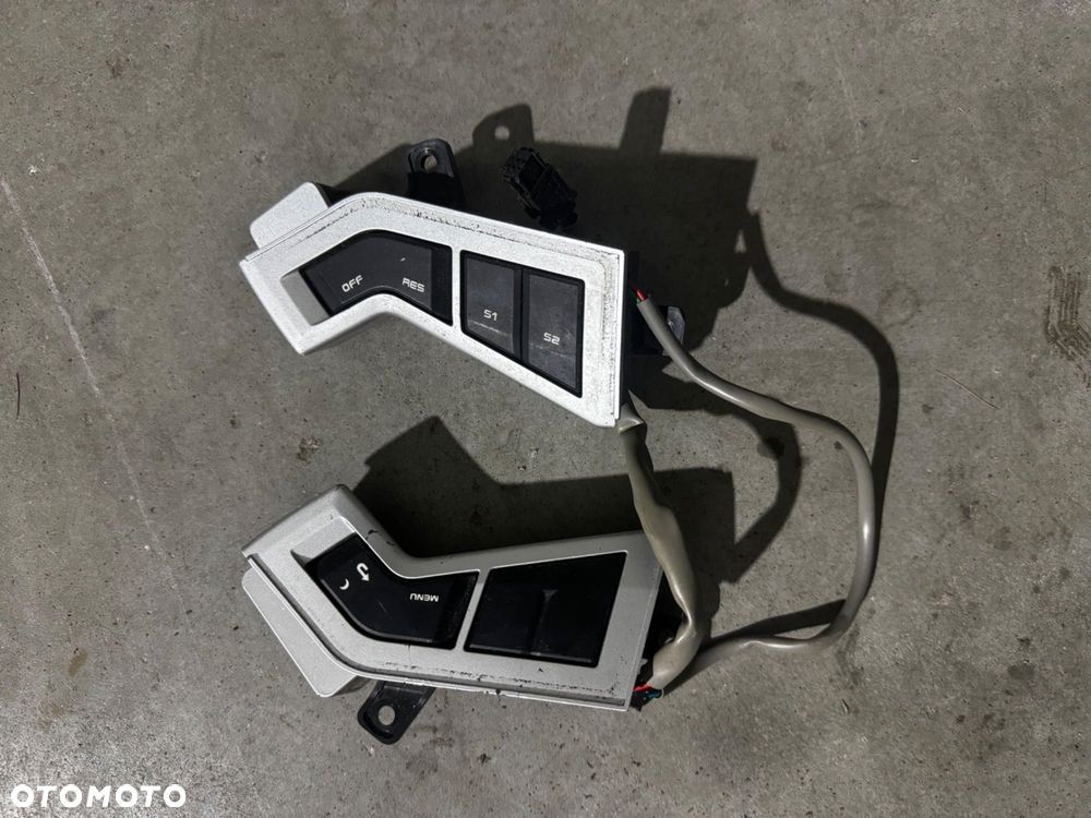Klawisz przyciski kierownicy Renault Gama T