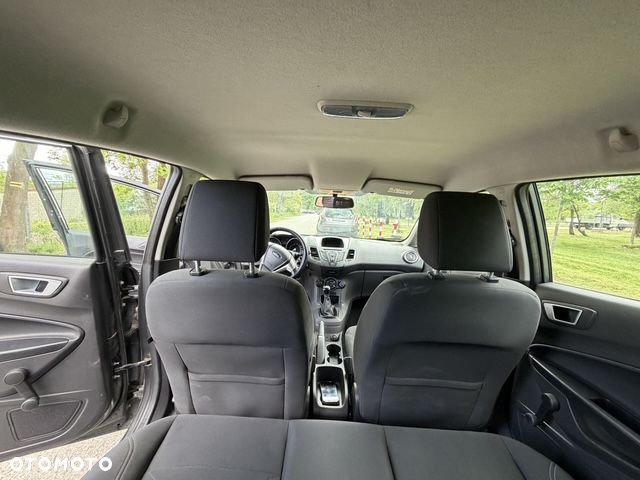 Ford Fiesta - 12