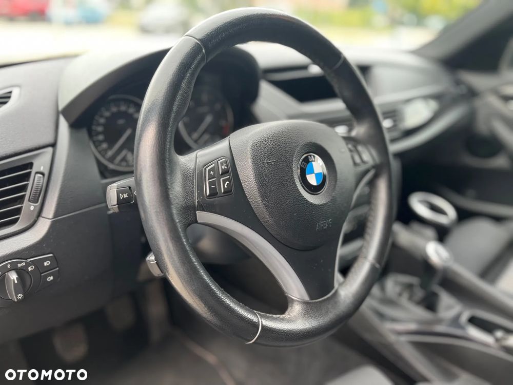 BMW X1 sDrive18d - 25