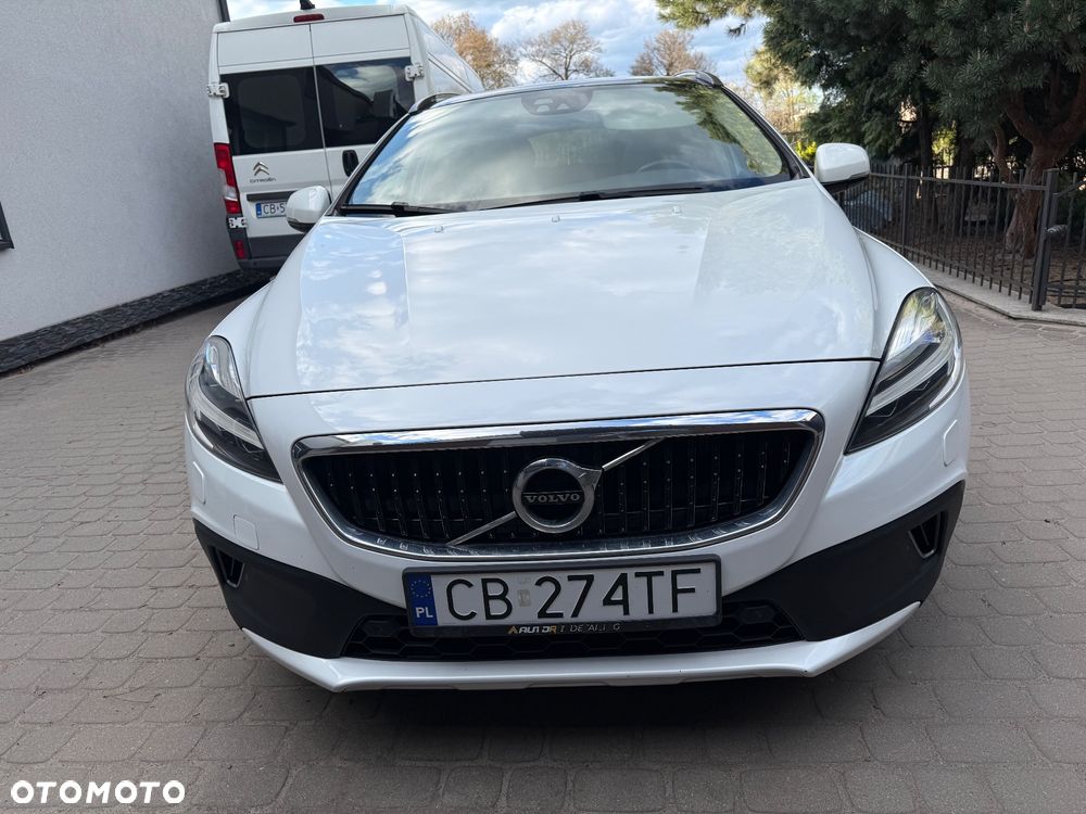 Volvo V40 Cross Country T4 Drive-E Ocean Race - 27