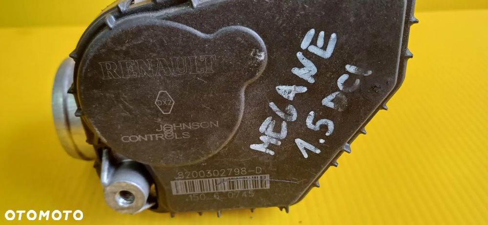Przepustnica powietrza Renault SCENIC II 1.5 DCI 8200302798D - 2