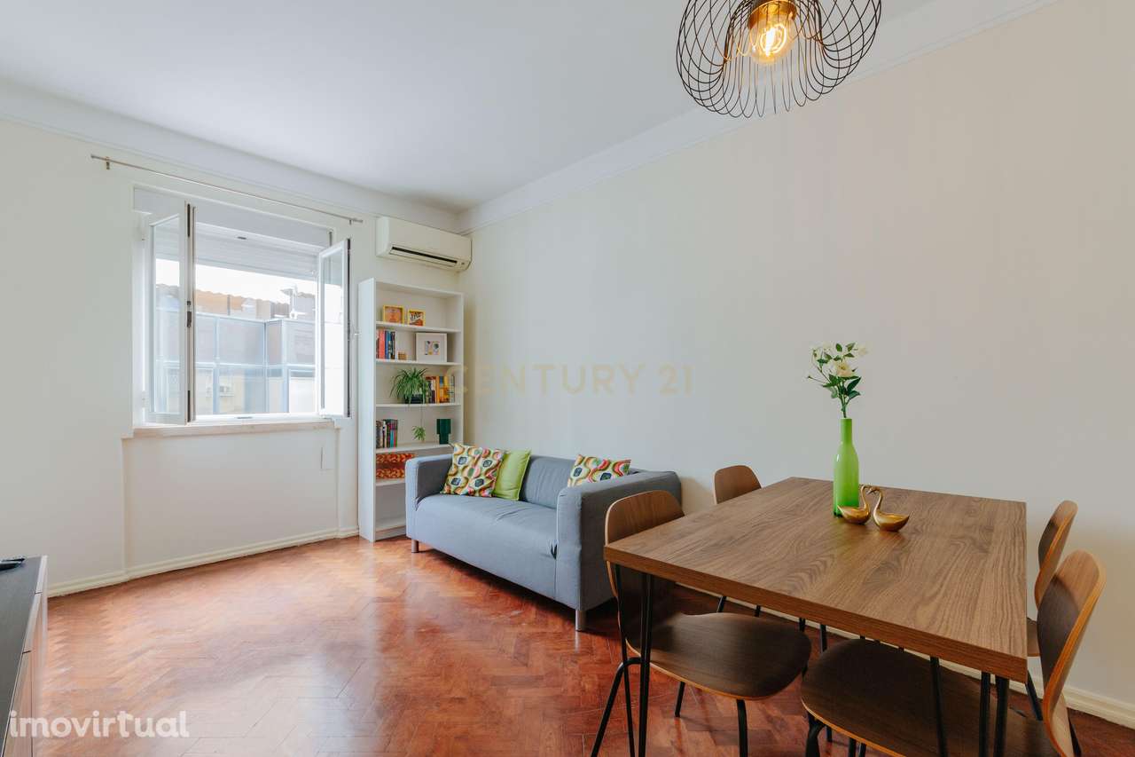 T1 mobilado para arrendamento – Rua de São Sebastião da Pedreira, Lisb - Grande imagem: 2/25