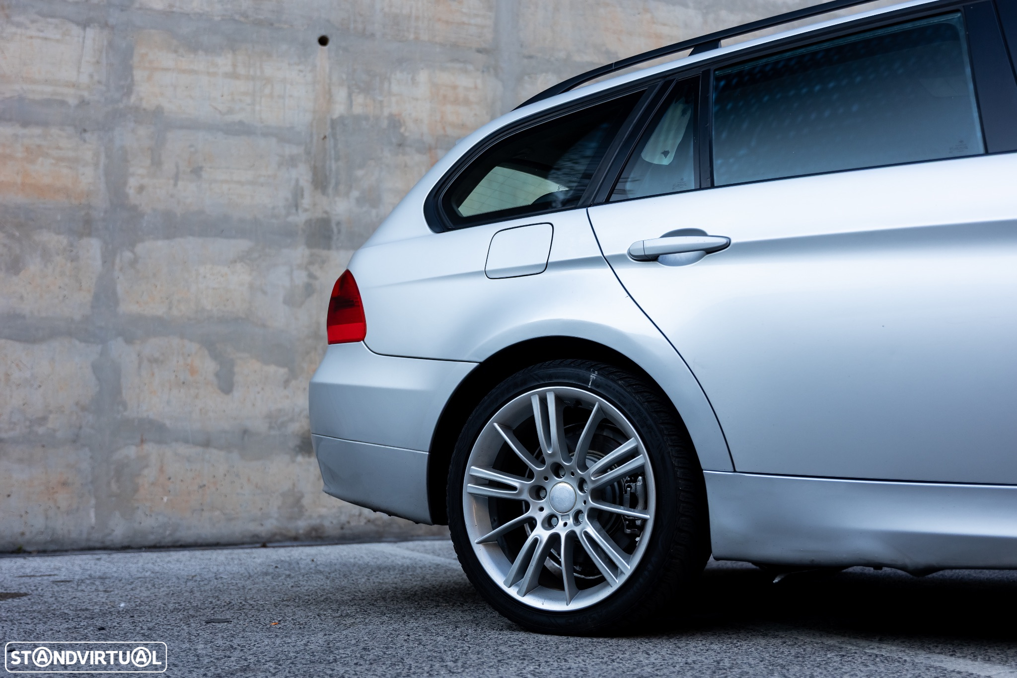 BMW 320 d Touring Navigation Sport - 10