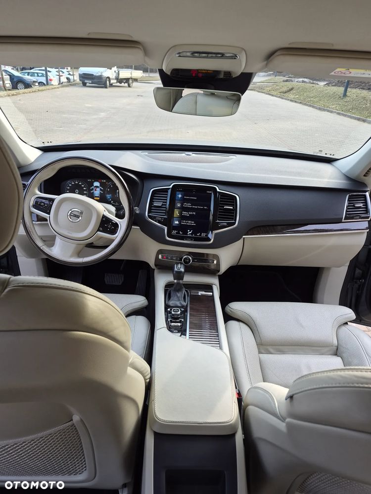 Volvo XC 90 - 11