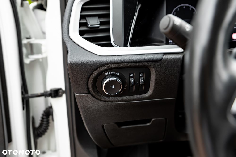 Opel Grandland 1.2 DI Automatik Business Elegance - 32