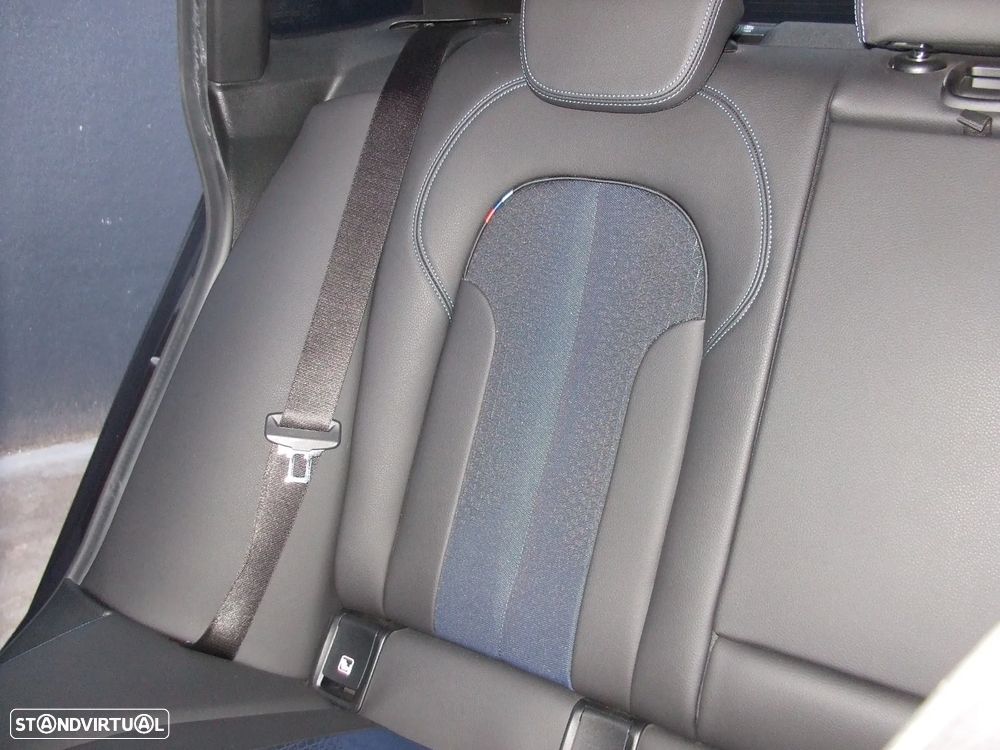 BMW 216 Gran Coupé d Pack Desportivo M - 16