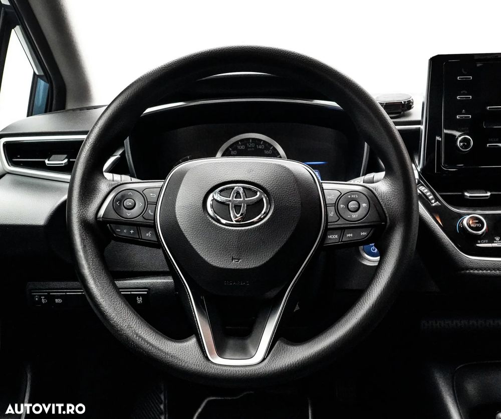 Toyota Corolla Sedan 1.8 HSD Dynamic - 17