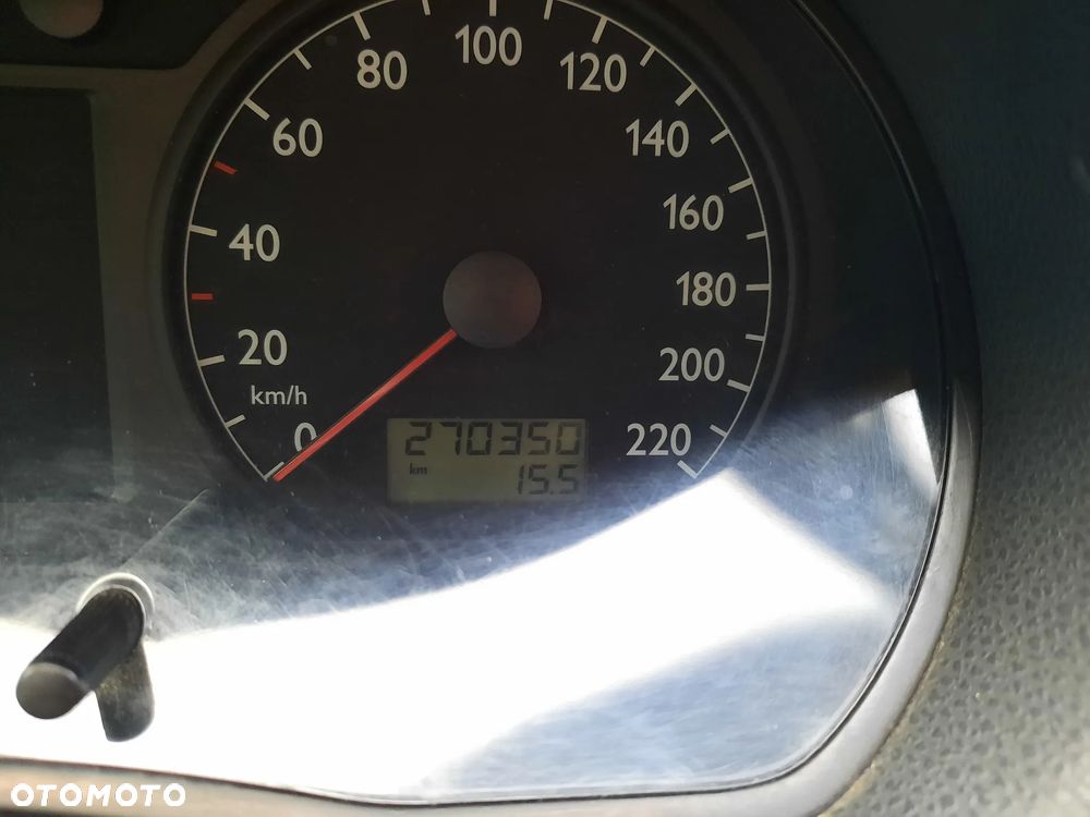 Volkswagen Polo - 12