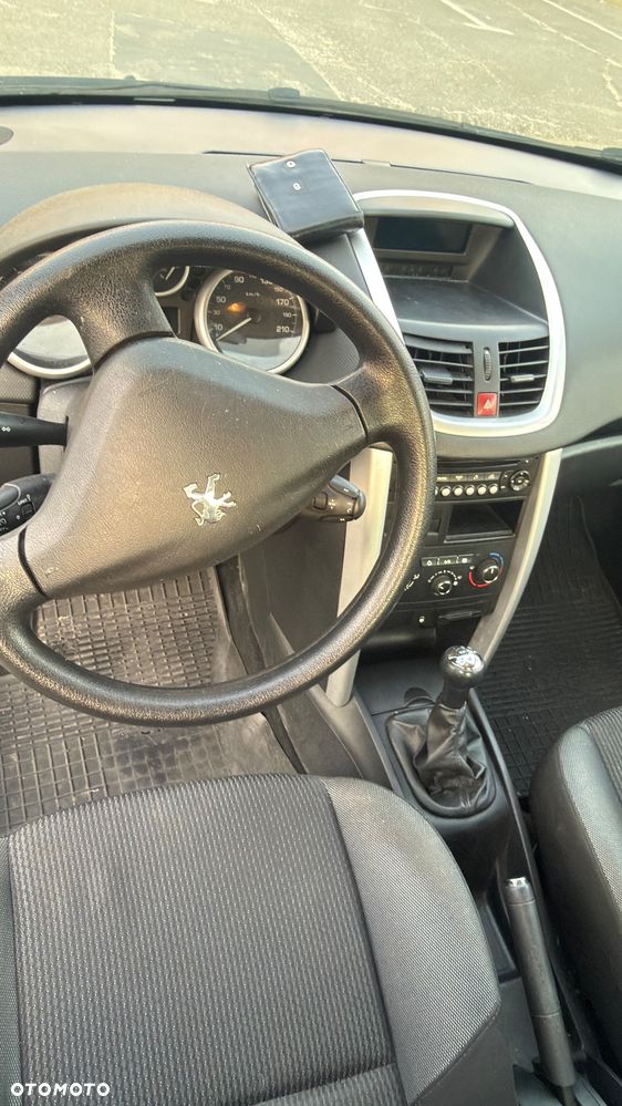 Peugeot 207 1.4 HDi Active - 11