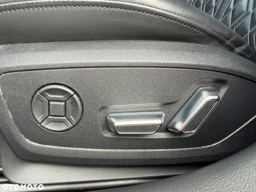 Audi A6 Avant 55 TFSI quattro S tronic sport - 11