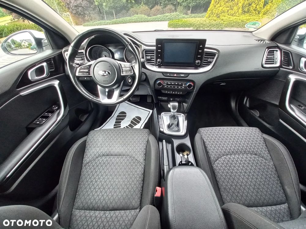 Kia Ceed 1.6 CRDi DCT Spirit - 4