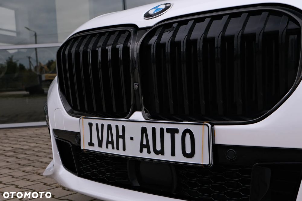 BMW Seria 7 750i xDrive sport - 21
