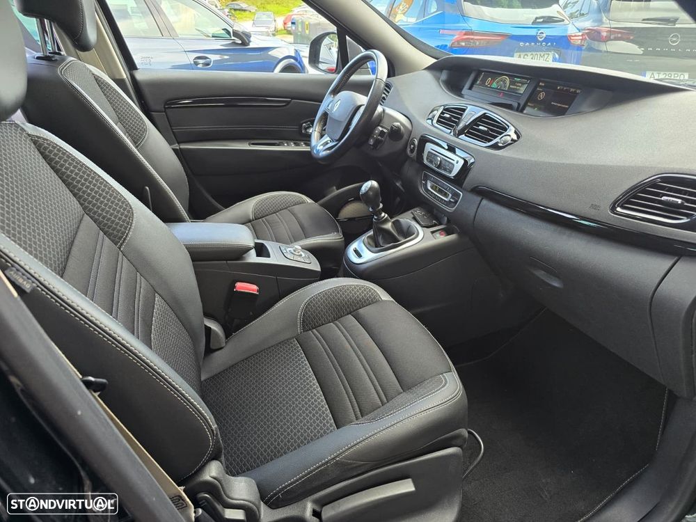 Renault Grand Scénic 1.6 dCi Bose Edition SS - 25