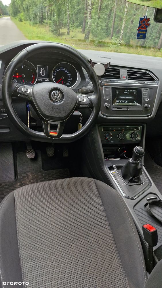 Volkswagen Tiguan 2.0 TDI SCR BlueMotion Technology Trend & Fun - 4