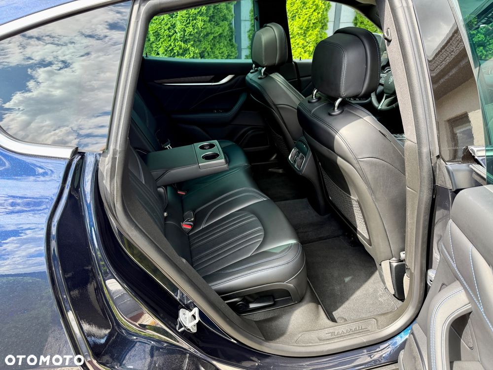 Maserati Levante MHEV Executive - 25