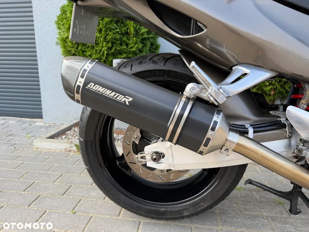 Honda CBR - 19
