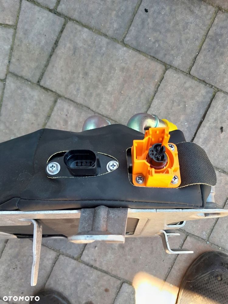 audi e-tron 55 przetwornik konwerter 4ke907393 - 3