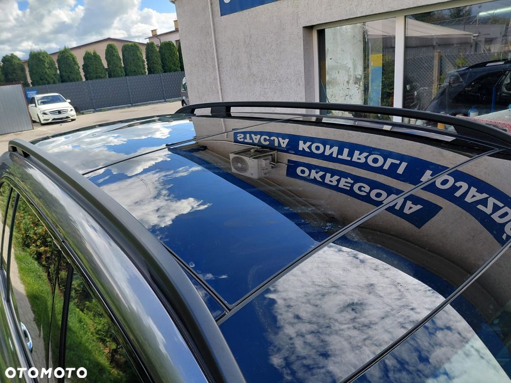 Mercedes-Benz GLB - 24