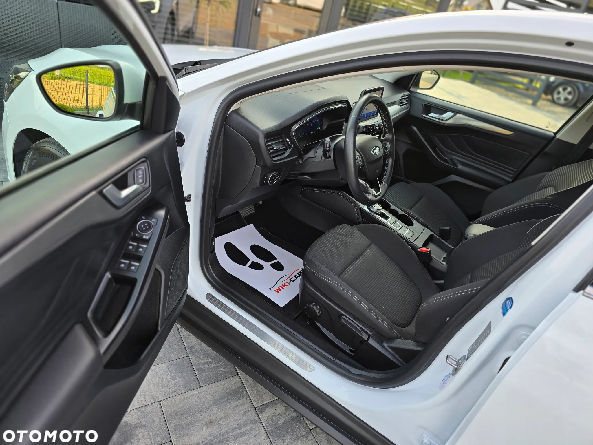 Ford Focus 1.5 EcoBlue Start-Stopp-System TITANIUM - 20