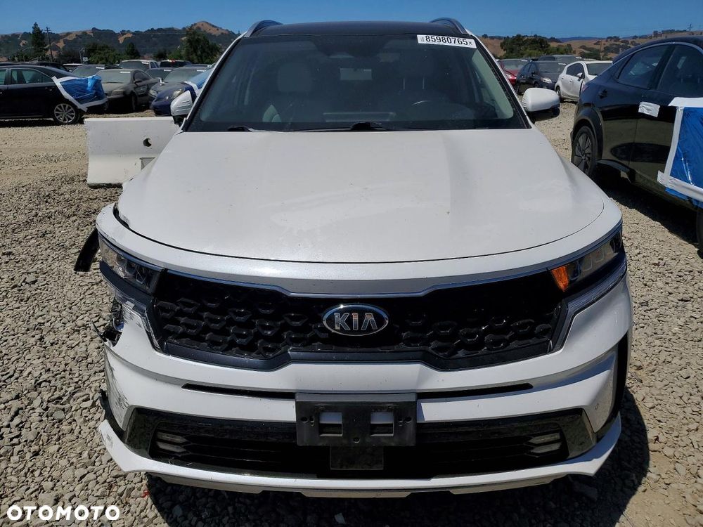 Kia Sorento - 2