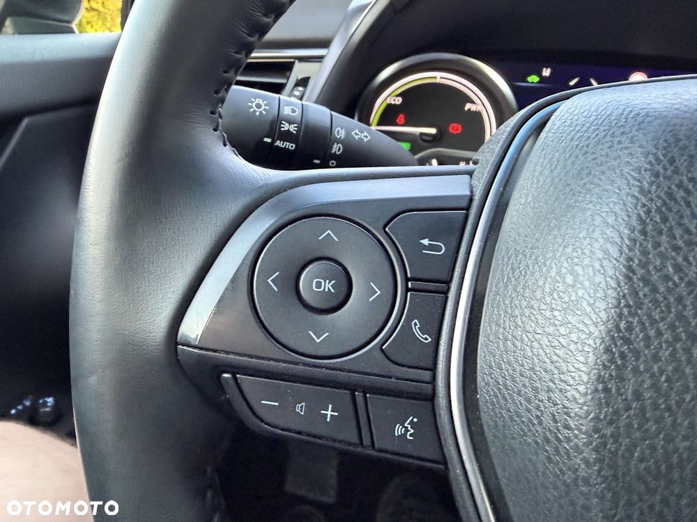 Toyota Camry 2.5 Hybrid Comfort CVT - 38