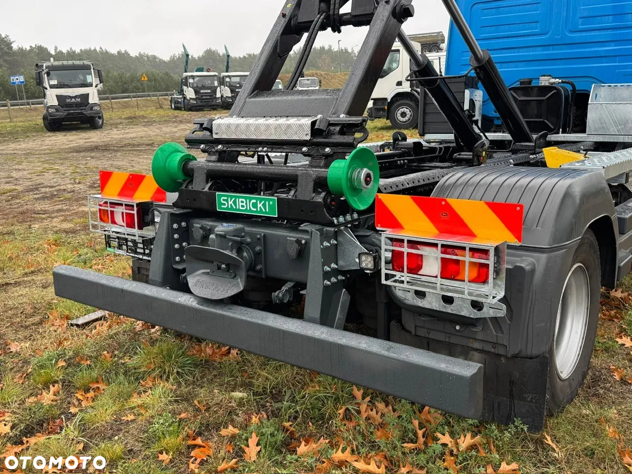 Mercedes-Benz Atego 1224 + nowy hak SKIBICKI - 8 Ton - 8