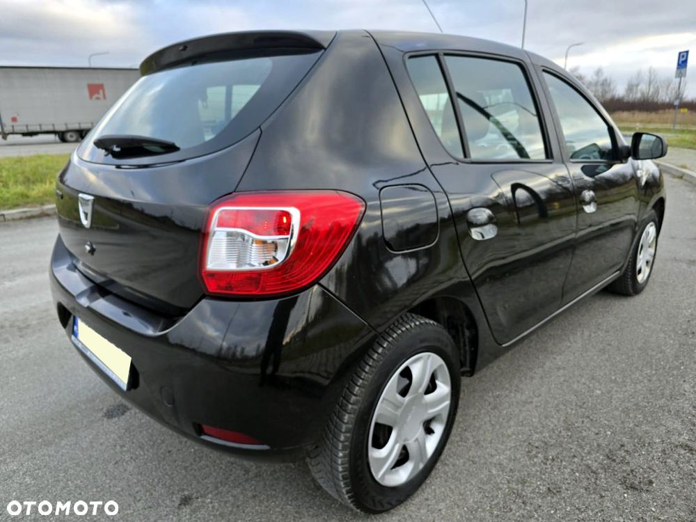 Dacia Sandero 1.2 16V Laureate - 11