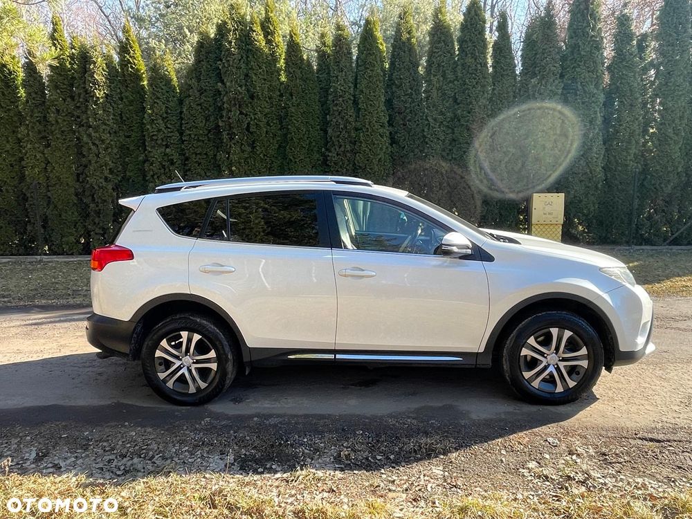 Toyota RAV4 - 4