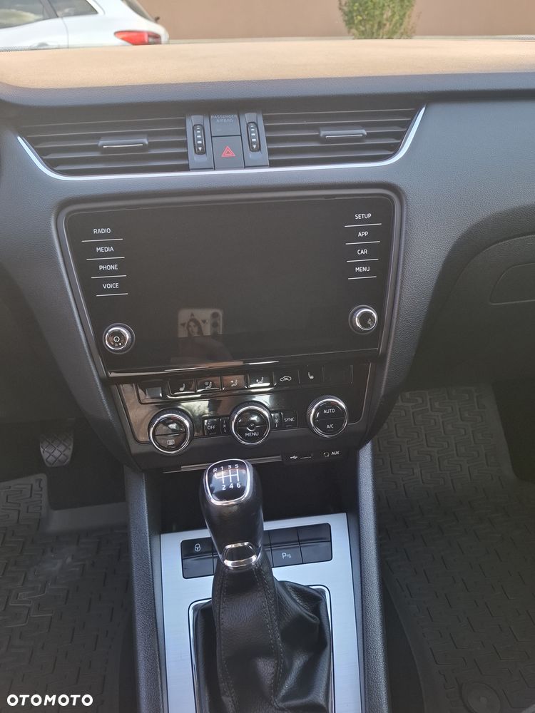 Skoda Octavia - 10