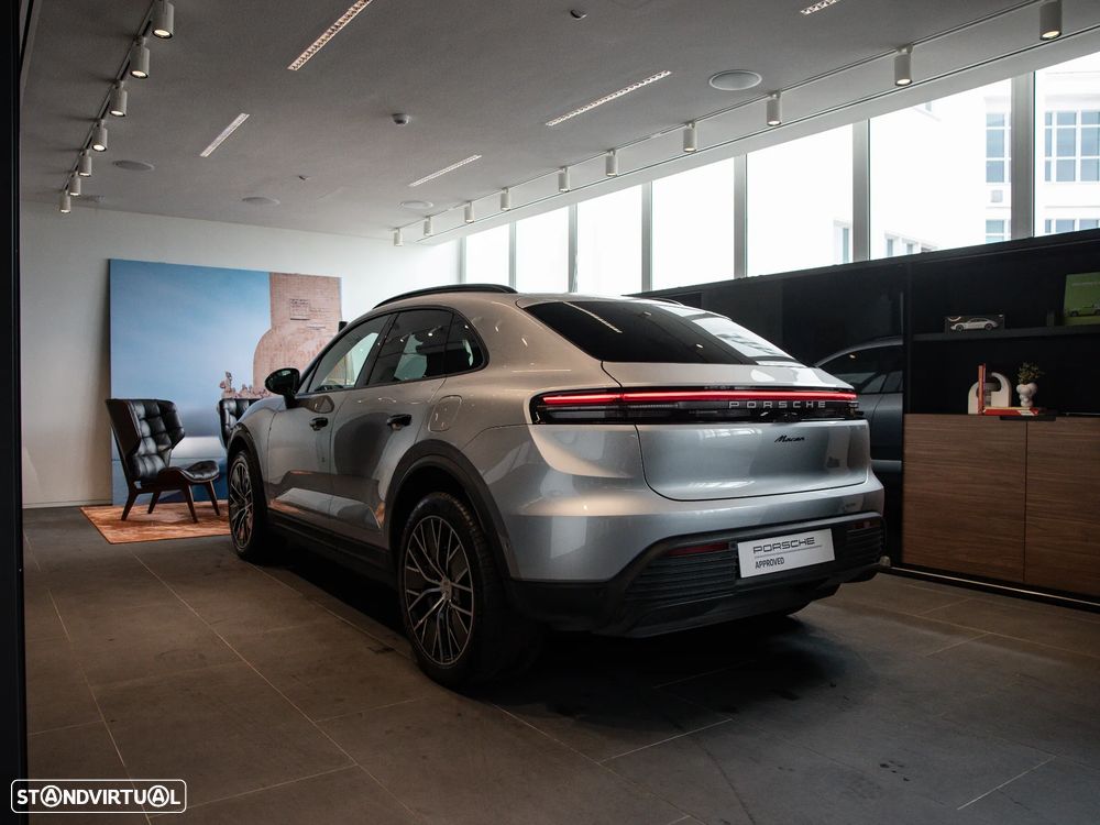 Porsche Macan Electric - 9