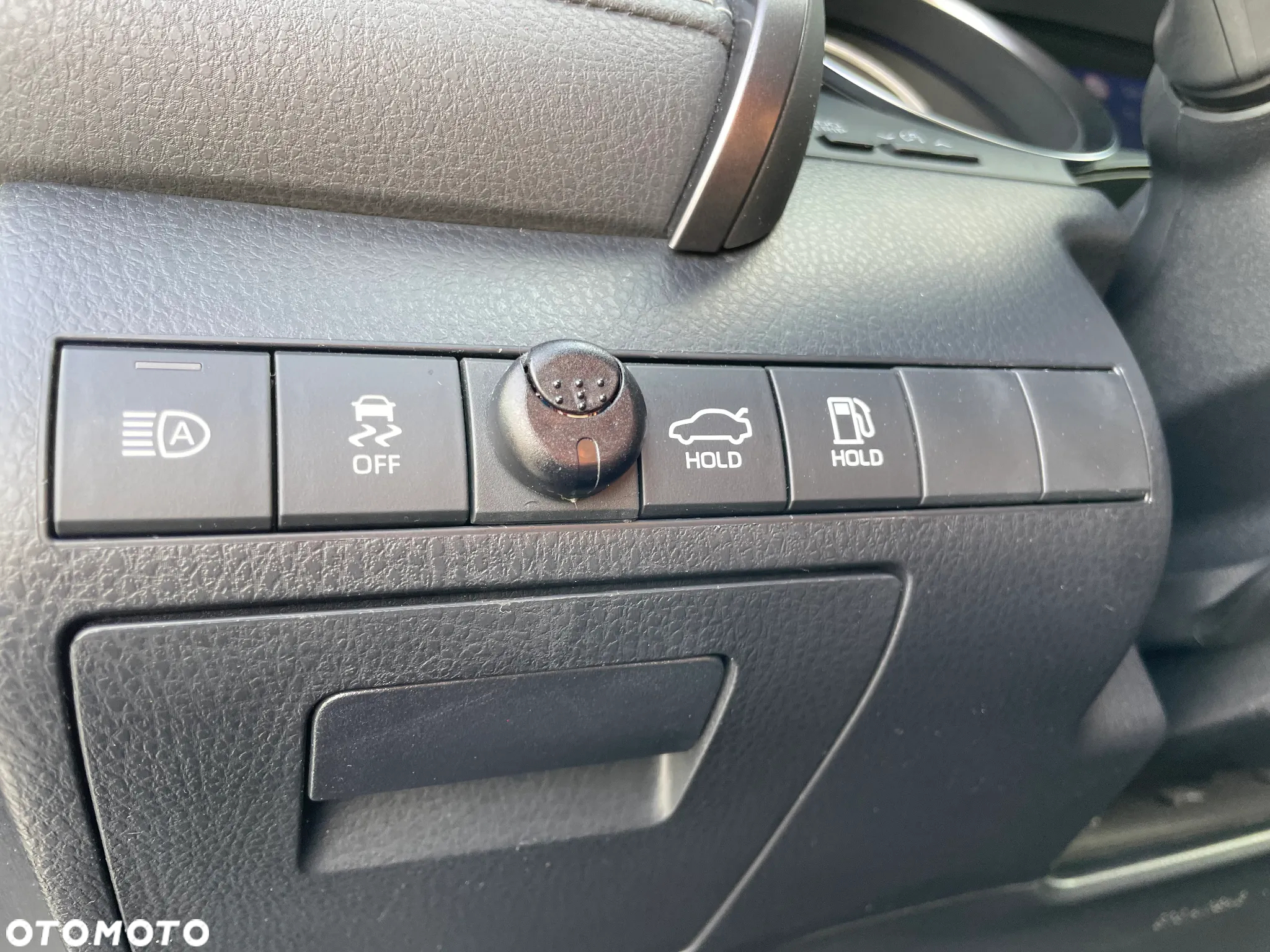 Toyota Camry 2.5 Hybrid Prestige CVT - 38
