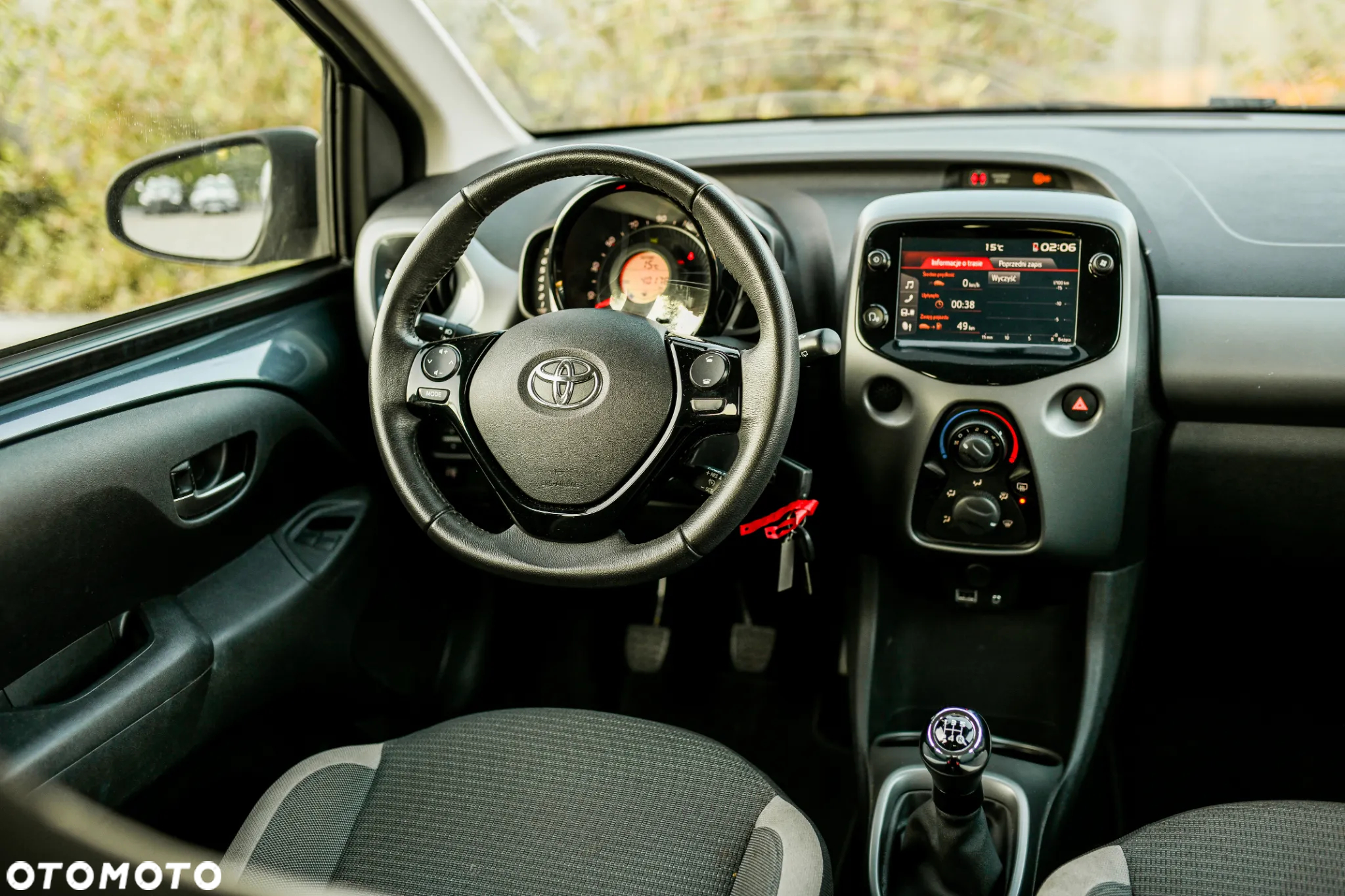 Toyota Aygo x - 33