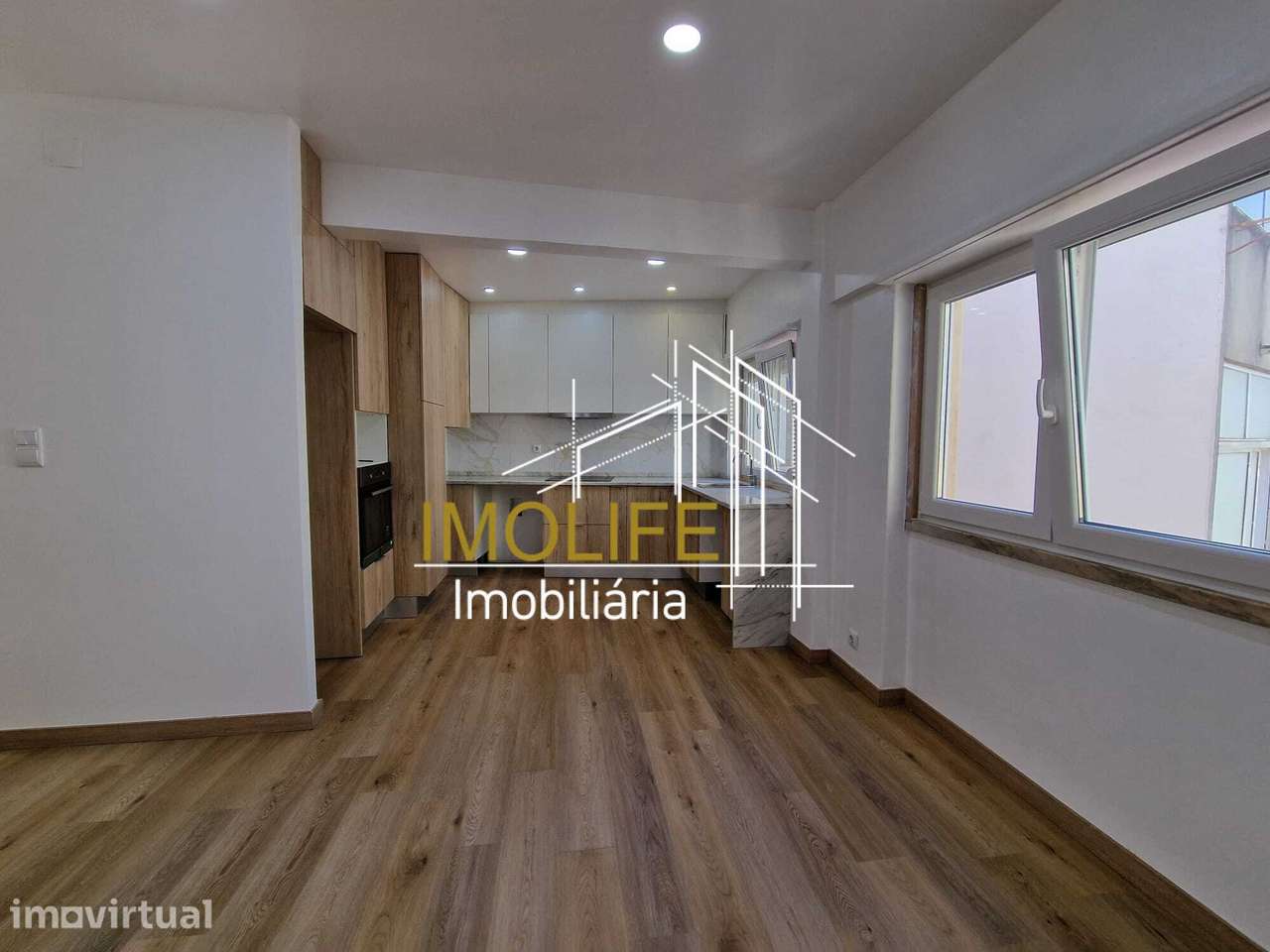 Apartamento T2 Totalmente remodelado - Pontinha - Grande imagem: 4/30
