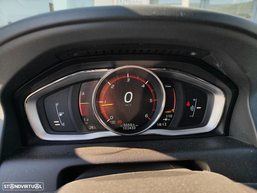 Volvo XC 60 2.0 D3 Summum - 7