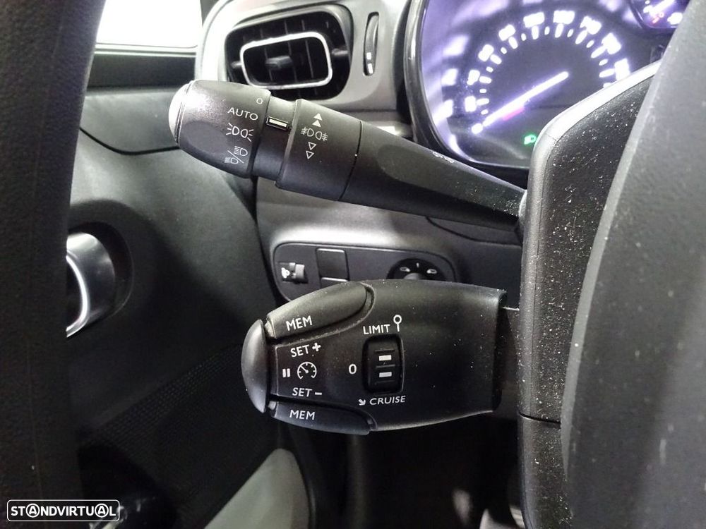 Citroën C3 1.2 PureTech Shine - 13