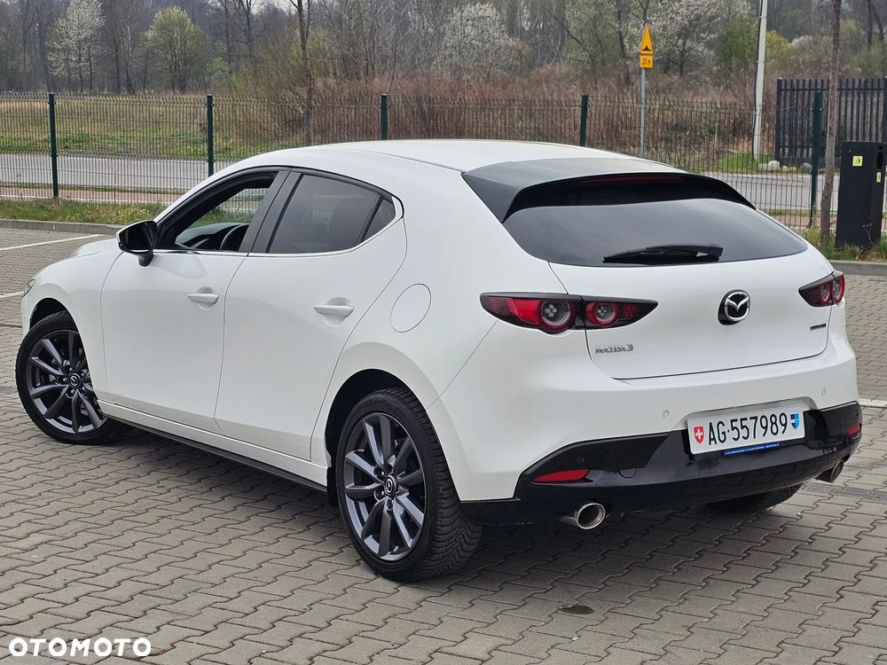 Mazda 3 - 4